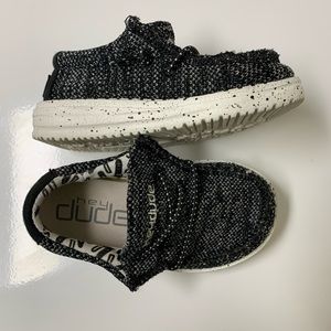 NWOT Hey Dude Black Toddler Shoe Size 6 - unworn!